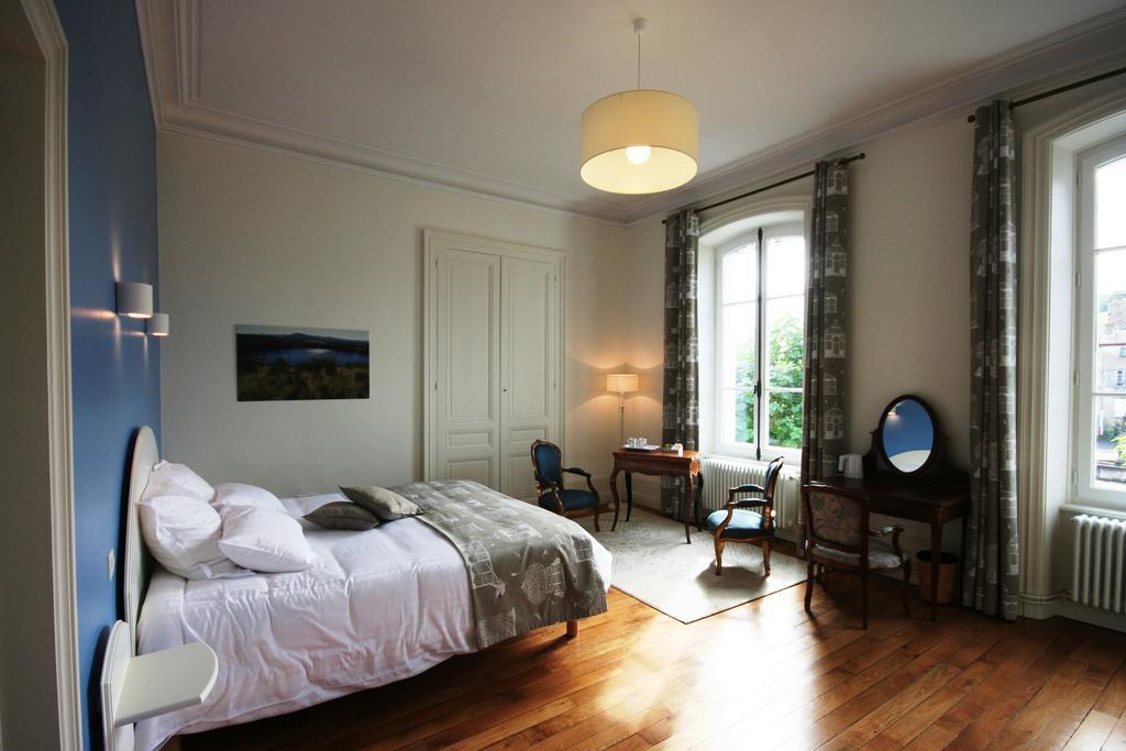 Le Clos Des Noyers Combronde Zimmer foto