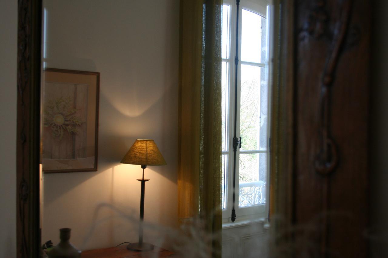 Le Clos Des Noyers Combronde Exterior foto